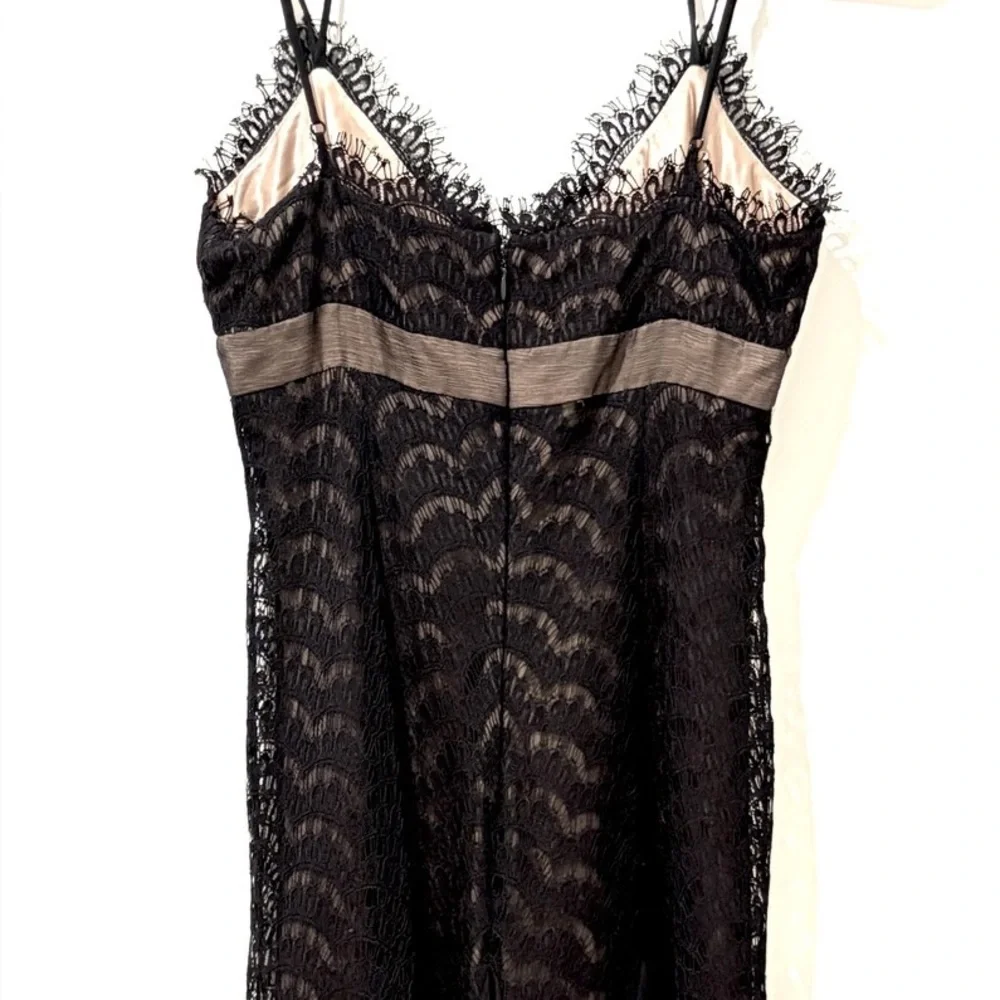 BCBGMAXAZRIA Black Lace Cocktail Dress | Size 6 - Picture 5 of 8